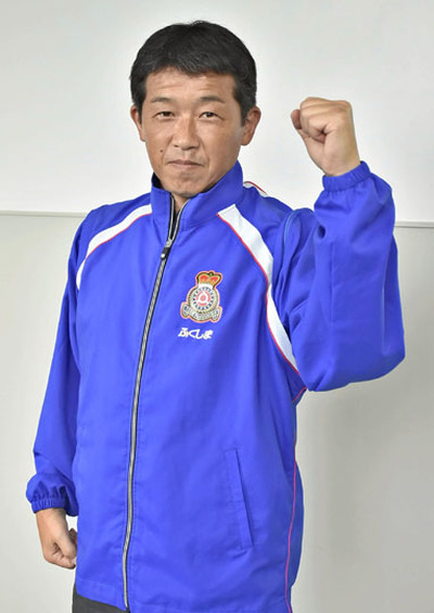「男女総合で昨年超えの３０位台前半を目指す」と意気込む飯塚総監督