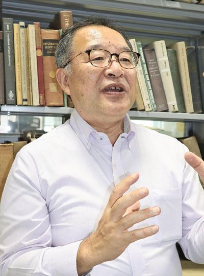 地域との対話をできるだけ早く始め、政策に取り入れることが重要だと指摘する佐藤氏